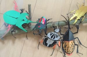 小学生の子供が夢中の切り絵図案！本物そっくり昆虫の立体切り紙