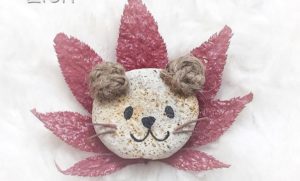 ナチュラルテイストの可愛い石ころ工作♪低学年でも簡単な動物